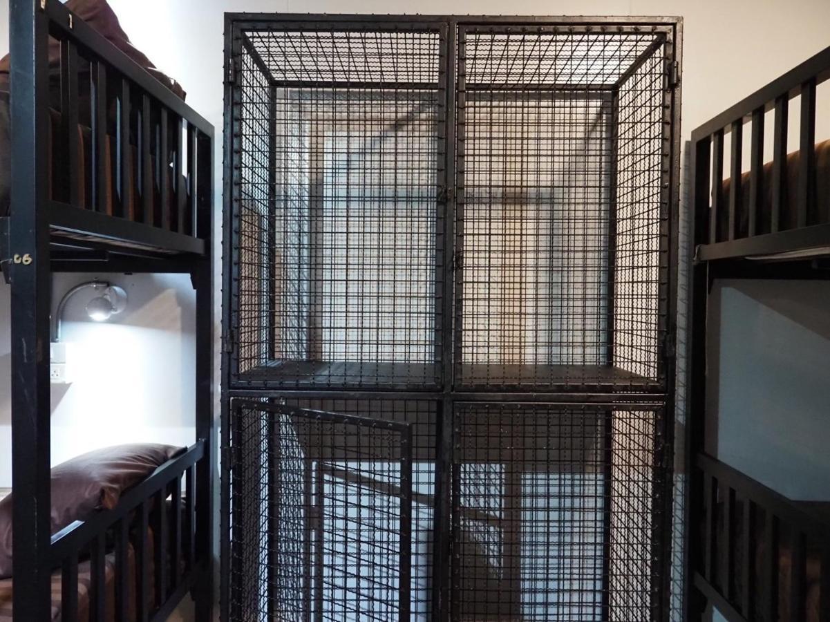 Wild Ones Hostel Bangkok Dış mekan fotoğraf