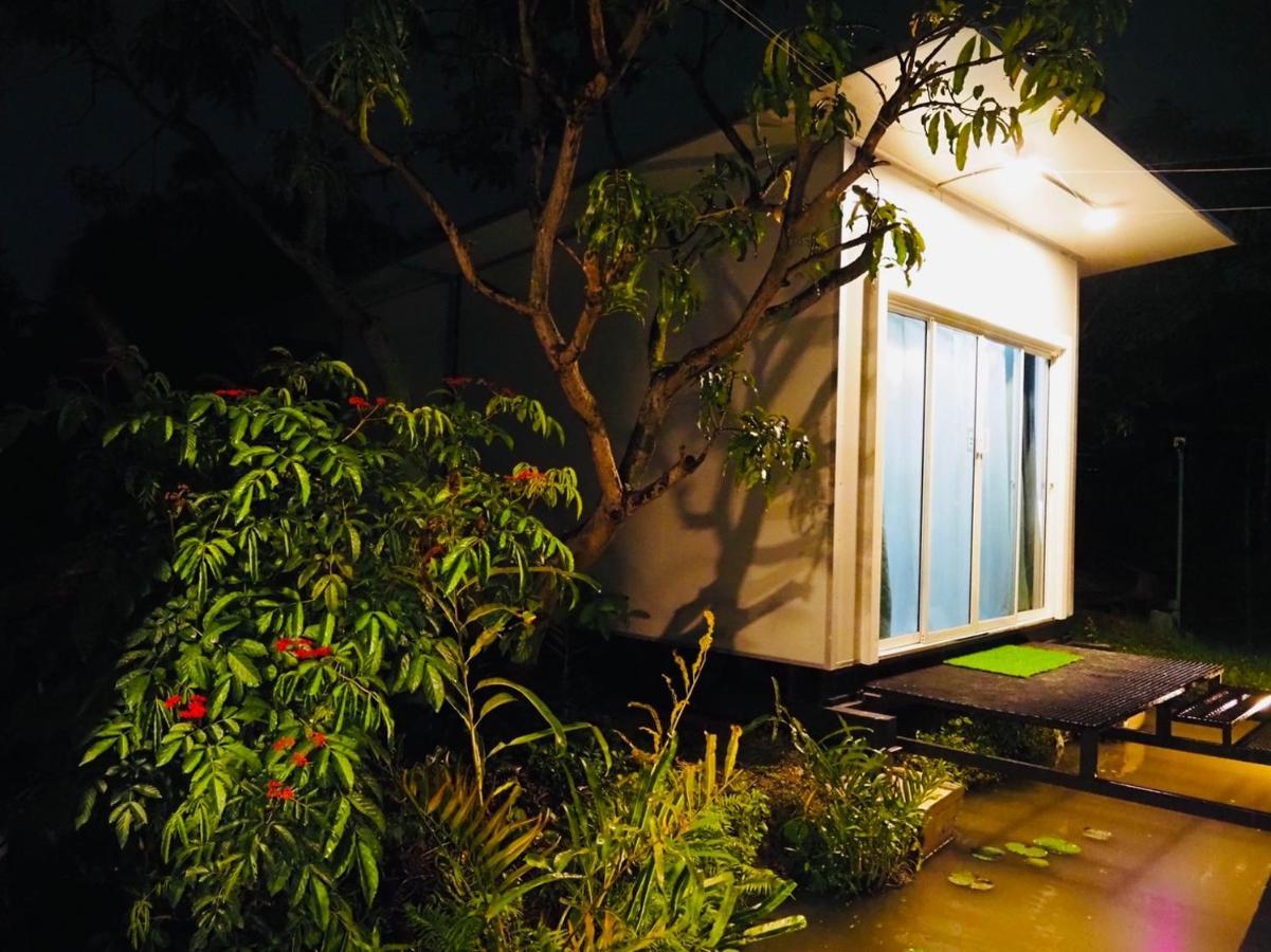 Wild Ones Hostel Bangkok Dış mekan fotoğraf