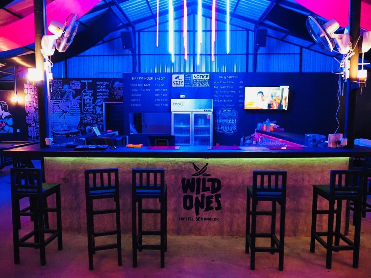 Wild Ones Hostel Bangkok Dış mekan fotoğraf