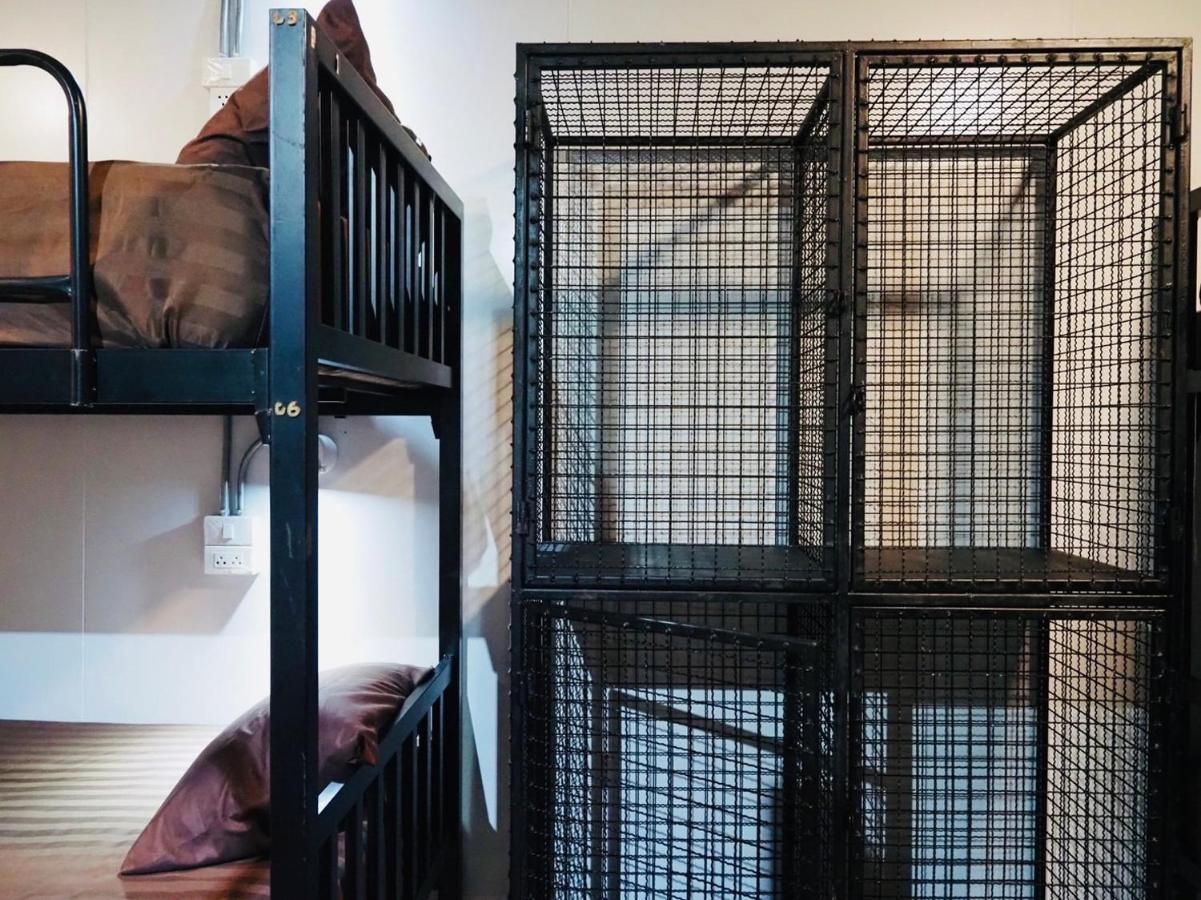 Wild Ones Hostel Bangkok Dış mekan fotoğraf
