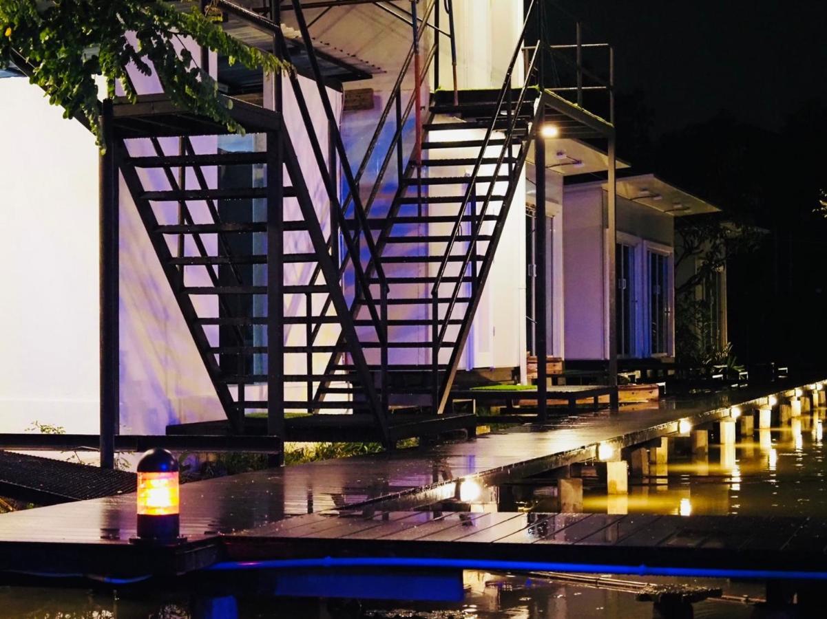 Wild Ones Hostel Bangkok Dış mekan fotoğraf