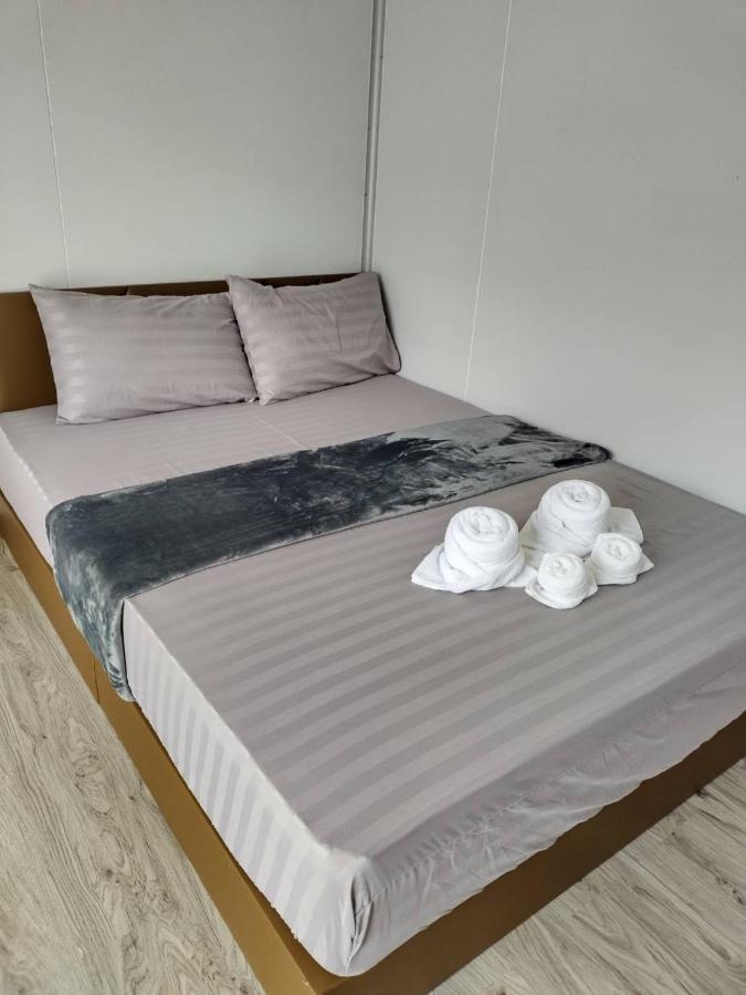 Wild Ones Hostel Bangkok Dış mekan fotoğraf